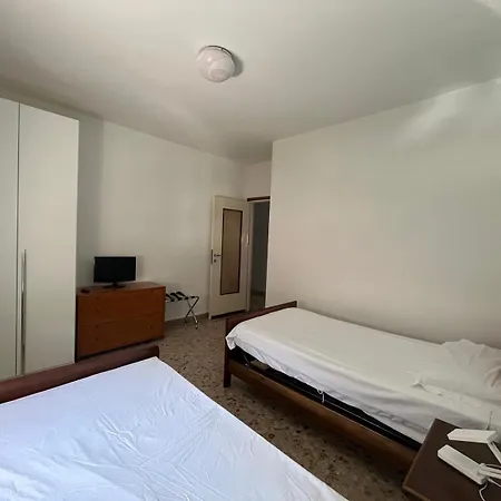 Oda ve Kahvaltı Casa Francesca 3*