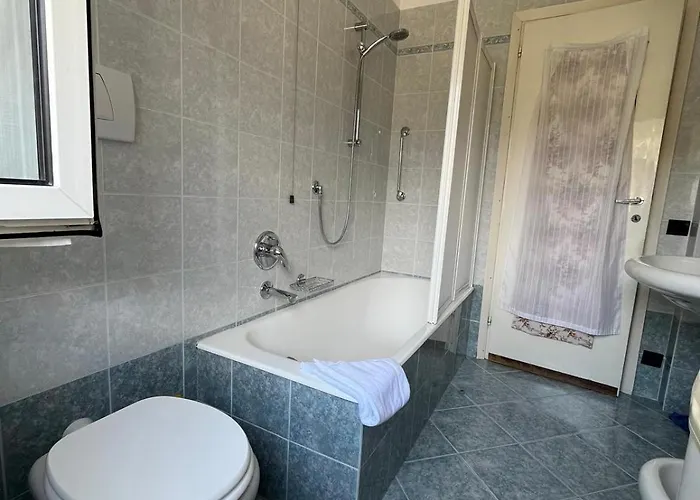 Casa Francesca ベッド・アンド・ブレックファスト レッコ